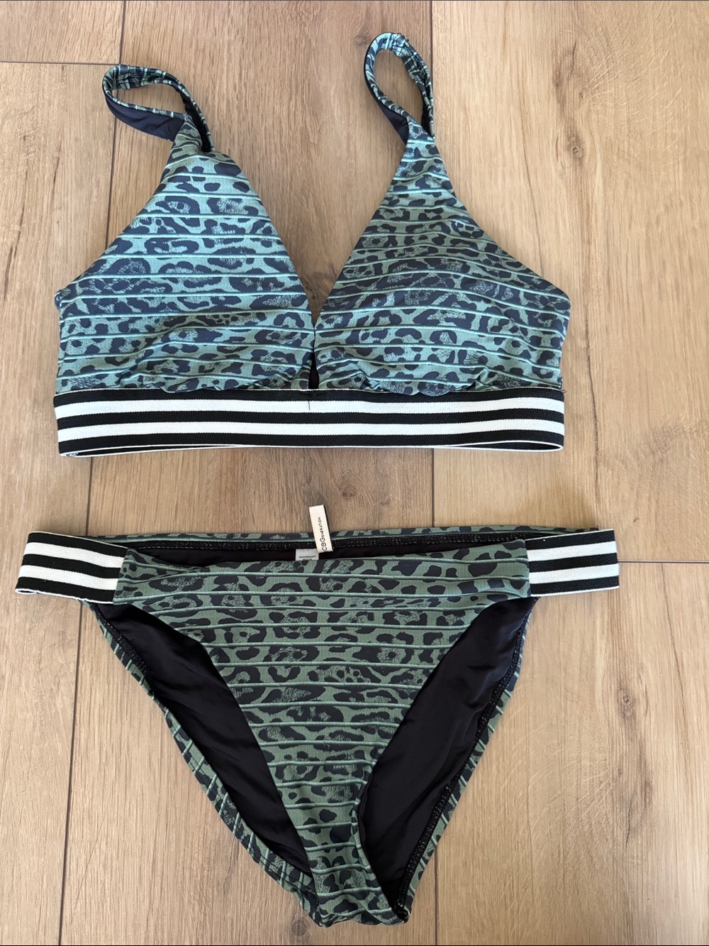 Striped Leopard Print Green Bikini Set with Contrast Waistband